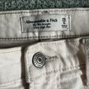 Abercrombie & Fitch Curve Love Ultra High Rise 90s Straight Jean Photo 3