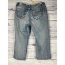 Chico's  1 Platinum Denim Capris Women M 8 Med Wash Mid Rise Pockets Stretch 30x20 Photo 1