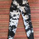 Lululemon NWOT  GREY TIE DYE JOGGER SWEATPANTS Photo 4