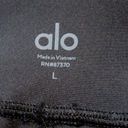 Alo Yoga NWT  W5561R High-Waist Airlift Legging in Black Stretch Workout L Photo 3