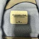 Abercrombie & Fitch Cropped Sweater Photo 2