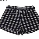 Torrid ‎ B&W Striped Tie Front Shorts Photo 4