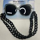 Max Studio Sunglasses Photo 0