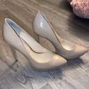 Jessica Simpson Beige / Cream Heels Photo 1