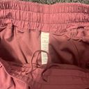 Lululemon Hotty Hot Short 2.5” Photo 2