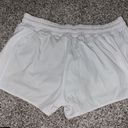 Lululemon Hotty Hot Short 2.5” Photo 0