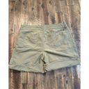 The North Face  womens green outdoor hiking shorts size 6 green Photo 3