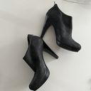 Jessica Simpson  Black rounded toe side zip booties 9 Photo 5