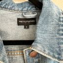 Pretty Little Thing Semi Cropped Distressed Jean Jacket Photo 2