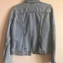 Levi’s Levi Jean Jacket Photo 1