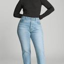 Everlane  Curvy 90’s Cheeky Straight Jeans Photo 0