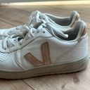 VEJA sneakers Photo 3