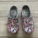 Crocs Size 9 Grey and Pink Floral Fleece Lined Clog Shoes Photo 6