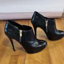 Michael Kors  BLACK LEATHER SIDE SIP BOOTIES PLATFORM HEEL PUMPS SIZE 6.5 Photo 3