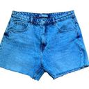 ZARA  Denim Jean Shorts High Rise Mom Shorts Rigid 5” Light Blue Wash size 14 Photo 0