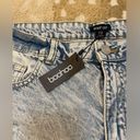 Boohoo  Acid Wash distressed denim mom shorts women’s size 12 Photo 4