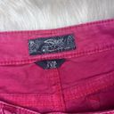 Silver Jeans  Toni 3 1/2 distressed crimson raw hem shorts sz 28 Photo 1