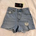 Levi's NWT Ribcage High-Rise Shorts Photo 2