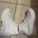 Converse Lugged  high top platform Size 8 Photo 2