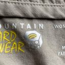 Mountain Hardwear Women’s Khaki Hiking shorts size 10 Photo 4