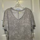 Xersion  Grey Print V Neck Short Slit Tie Sleeve size 0X Photo 8