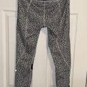 Lululemon Women's Leggings Crop 23" Pants Activewear White Black Yoga Mid Rise 6 Photo 3