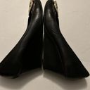 Tory Burch  black wedge shoes sz 7.5 Photo 3