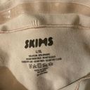 SKIMS Sculpting Mid Thigh Shorts L/XL Photo 2