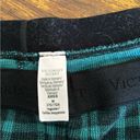 Victoria's Secret Victoria’s Secret green and plaid pj pants size medium 97% cotton Photo 1