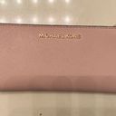 Michael Kors Wallet Photo 4