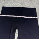 Lululemon  Black Cropped 21" Leggings size 8 Photo 2