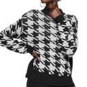 Nine West  Large Houndstooth Sweater Excellent Condition Black & White Photo 0