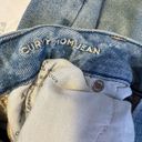 American Eagle  Curvy Ripped Mom jeans women’s size 12  light wash distressed Photo 6