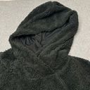 Nike  Hoodie Womens Small Black Sherpa Fleece Training Pullover Fuzzy AR7404 Photo 2