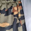 Herschel Supply Company  women's camo shorts Photo 6