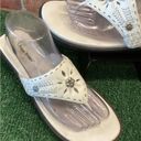 Baretraps  Babble white leather flip flop sandals size 9.5 Photo 1