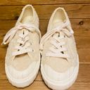 Nine West NWT  women's Hazie 2 fashion sneakers size 8 off white Photo 1