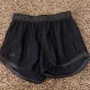 Under Armour Shorts Photo 0