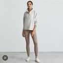 Everlane Perform Leggings Photo 3