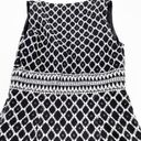 BCBGMAXAZRIA  Black & White Patterned Sequin Silk Cotton V-neck Tank Top Size XXS Photo 4