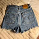 Levi Strauss & CO. Levi’s Ribcage Shorts Photo 1