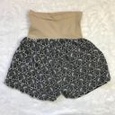 A pea in the pod  Maternity Shorts Women's Medium Black Floral Eyelet‎ Over Belly Photo 7