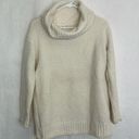 The Moon  and Madison XS. Cream turtle neck sweater.130 Photo 0