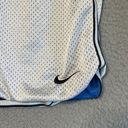 Nike  Shorts Womens Large 4" White Dri-Fit Basketball Training Gym Mesh 404909 Photo 1