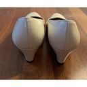 Salvatore Ferragamo  Cream Leather Heels Pumps Shoes Size 6 1/2B Almond Toe Shape Photo 3