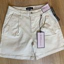 BCBGeneration BCBG Generations Women's Relaxed Trouser Shorts - color Ivory size 3/26 NWT Photo 0