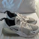 Nike Air Max 270 Shoes Photo 2