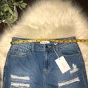 Cello  heavily distressed crop denim size 5 Photo 4