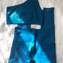 Set Active Leggings & Matching One Shoulder Bra Photo 3