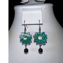 Daisy Vintage Enameled and Rhinestone Bead  Dangle Earrings Photo 2